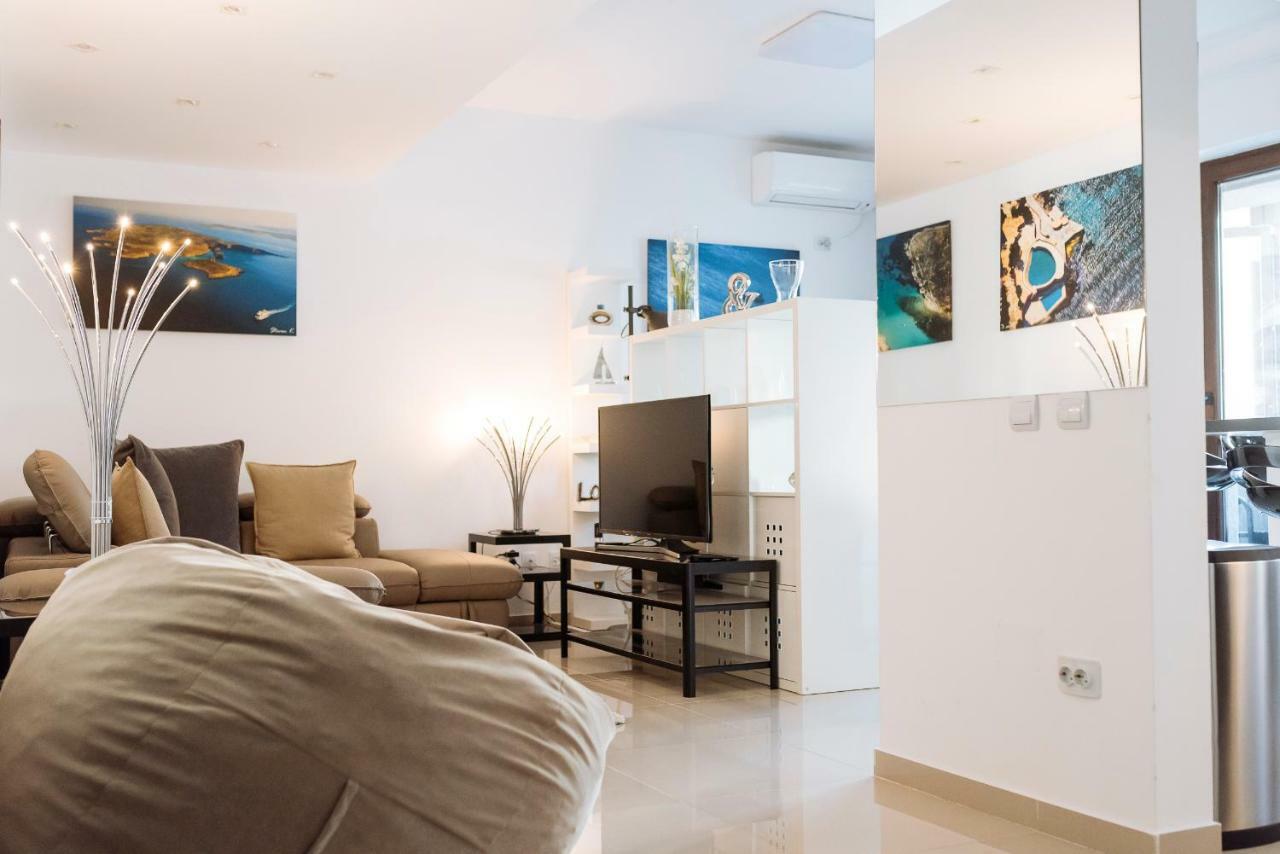 Luxury Flat 8 Near Metro Διαμέρισμα Βουκουρέστι Εξωτερικό φωτογραφία